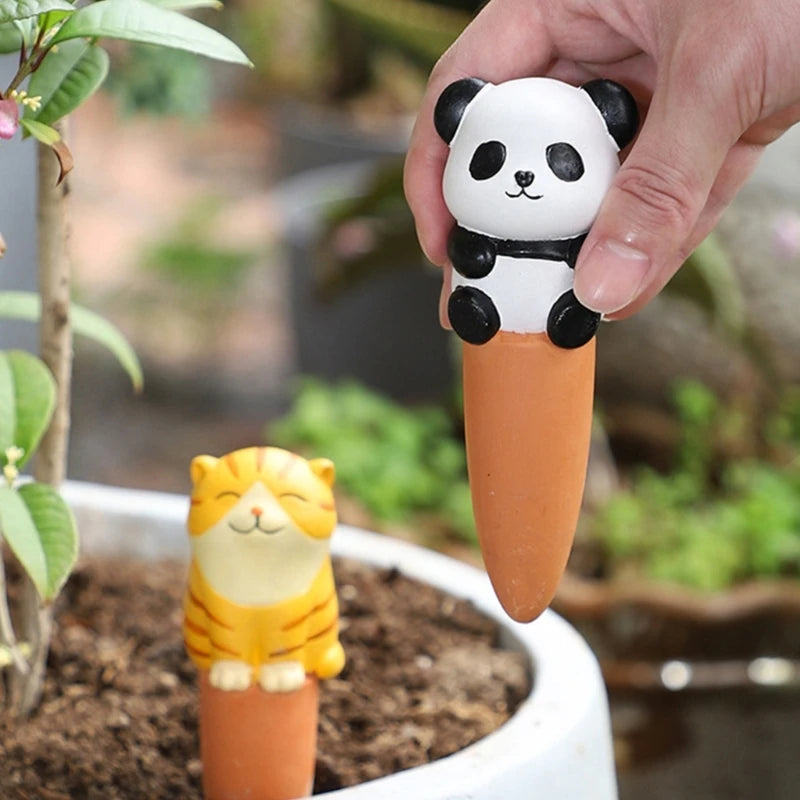 Plant Pals™ Self-Watering Clay Spikes – 4 Pack