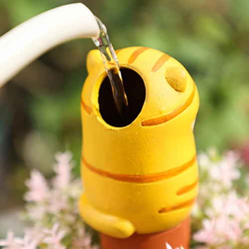Plant Pals™ Self-Watering Clay Spikes – 4 Pack
